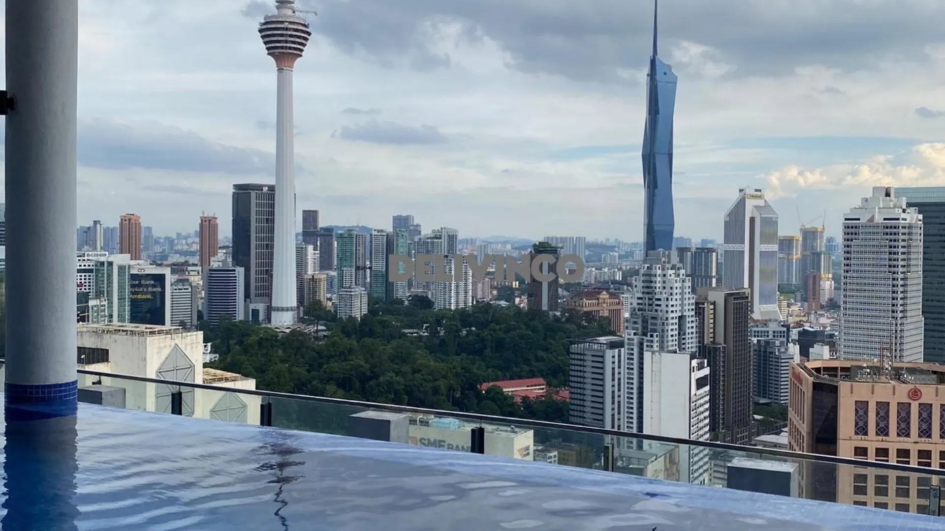 Appartamento The Luxe - 3 Pax - Klcc View - Balcony At 27 Floor Kuala Lumpur 0*,